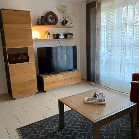 2, Achtern Diek 3a *