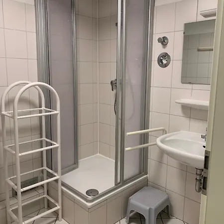 2, Achtern Diek 3a *