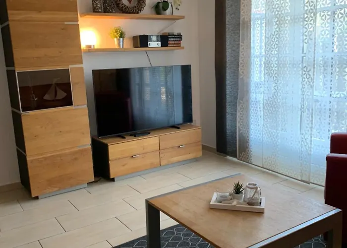 2, Achtern Diek 3a *